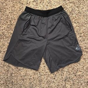 adidas - HEAT.RDY HIIT Shorts - small